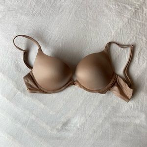 Victoria’s Secret Very Sexy Push Up Bra 34B Nude/Beige